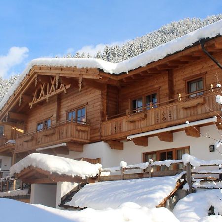 Feriendorf Joggler - Chalets Nahe Der Gondel Zell am Ziller Kültér fotó